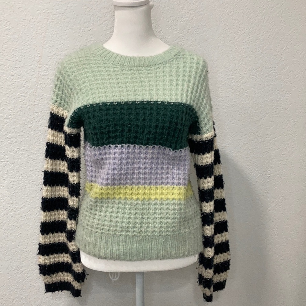 Sweater from cat and jack L(10/12)